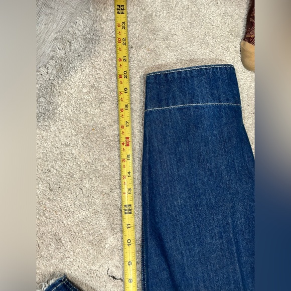 barely worn men’s denim Levi’s jacket - Picture 6 of 8